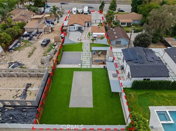 10635 Foothill Boulevard, Sylmar (los Angeles) CA 91342