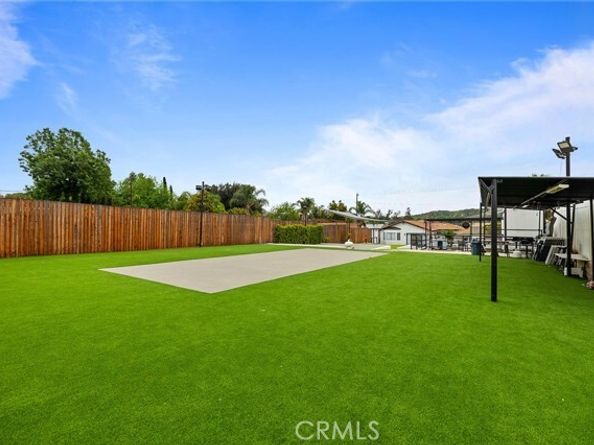 10635 Foothill Boulevard, Sylmar (los Angeles) CA 91342