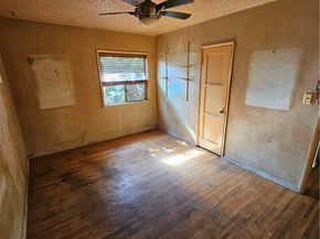 7407 Densmore Avenue, Van Nuys (los Angeles) CA 91406