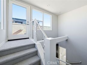 639 Channel Way, Costa Mesa CA 92627