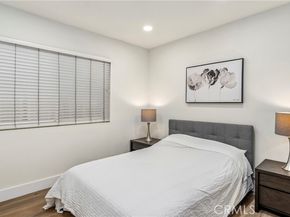 219 32nd Street, Newport Beach CA 92663