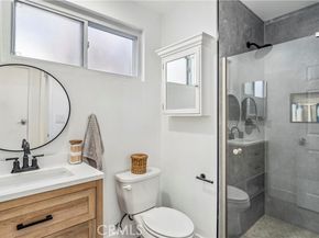 219 32nd Street, Newport Beach CA 92663