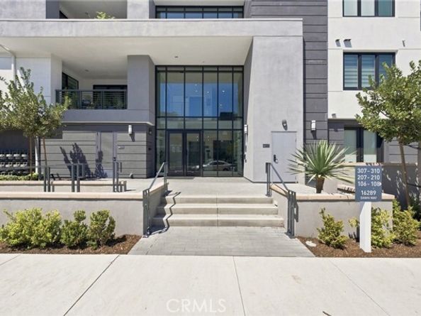 16289 Dawn 209, Tustin CA 92782