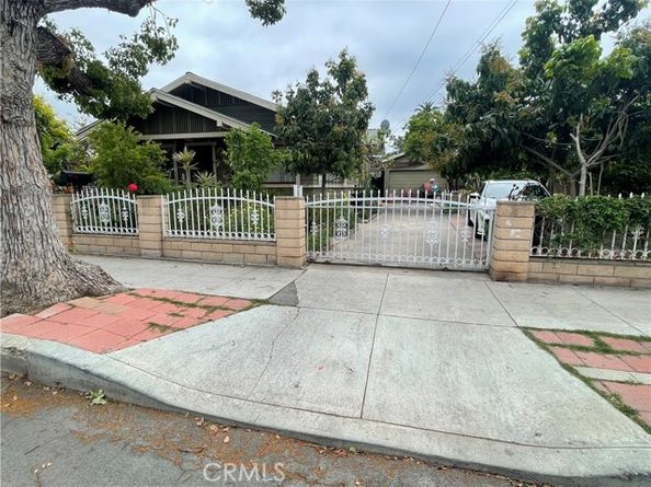 1230 E 8th, Long Beach CA 90813