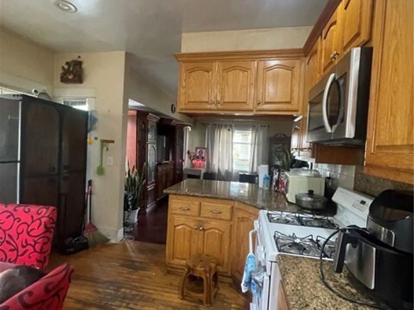 1230 E 8th, Long Beach CA 90813