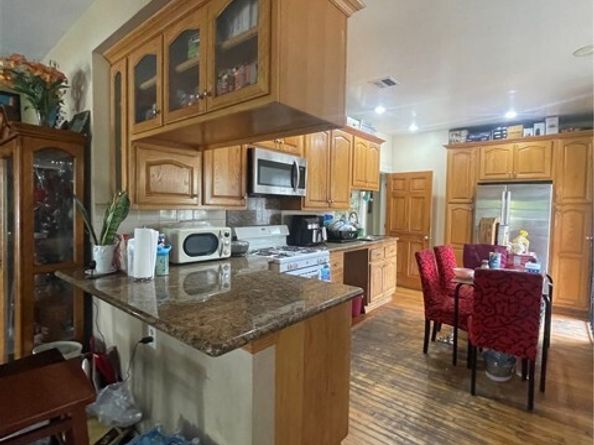 1230 E 8th, Long Beach CA 90813