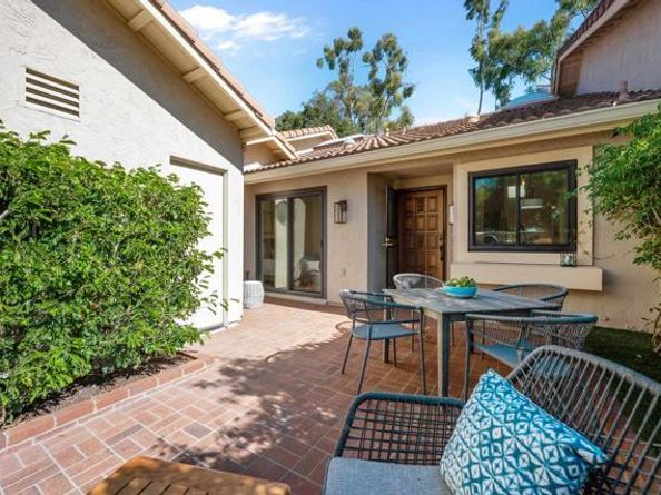 17823 Avenida Alozdra, Rancho Bernardo (san Diego) CA 92128