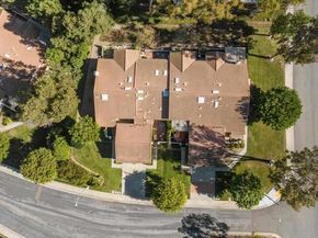 17823 Avenida Alozdra, Rancho Bernardo (san Diego) CA 92128