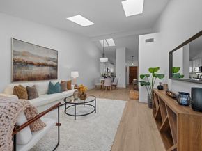 17823 Avenida Alozdra, Rancho Bernardo (san Diego) CA 92128