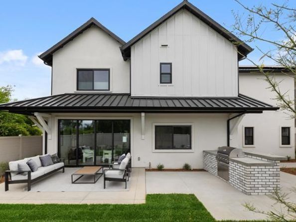 3739 Adams Street, Carlsbad CA 92008