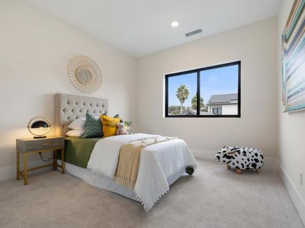 3739 Adams Street, Carlsbad CA 92008