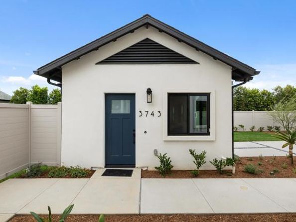 3739 Adams Street, Carlsbad CA 92008