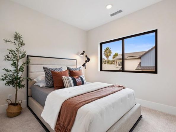 3739 Adams Street, Carlsbad CA 92008