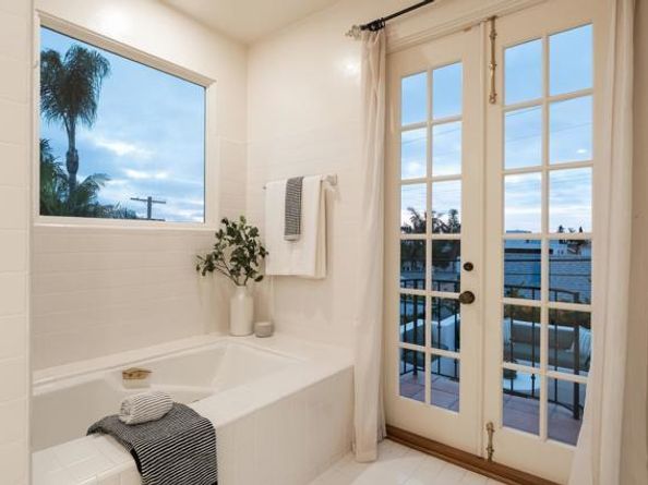 654 Bonair Place, La Jolla (san Diego) CA 92037