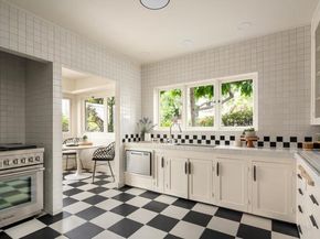 654 Bonair Place, La Jolla (san Diego) CA 92037