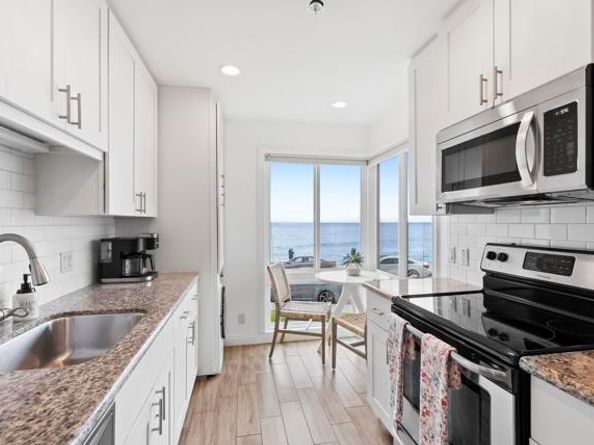 457 Coast Boulevard 202, La Jolla (san Diego) CA 92037
