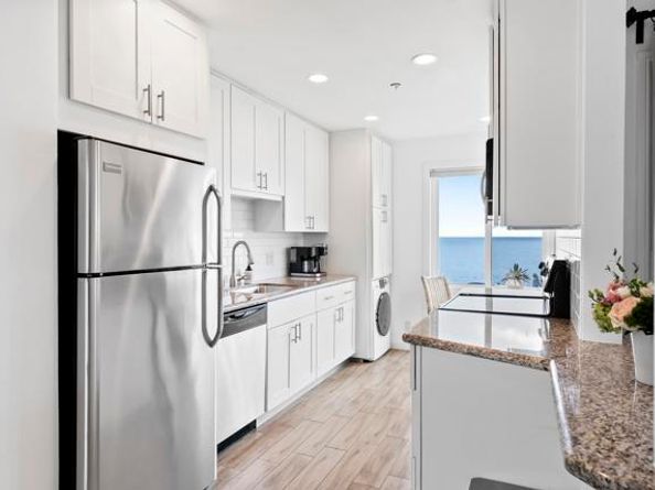 457 Coast Boulevard 202, La Jolla (san Diego) CA 92037