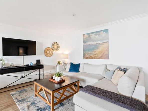 457 Coast Boulevard 202, La Jolla (san Diego) CA 92037