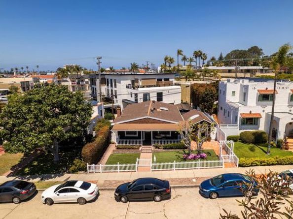 1138 Virginia Way, La Jolla (san Diego) CA 92037
