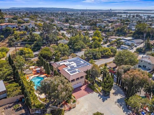 4770 Jellett Street, San Diego CA 92110