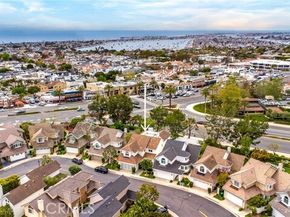 2541 Point Del Mar, Corona Del Mar (newport Beach) CA 92625