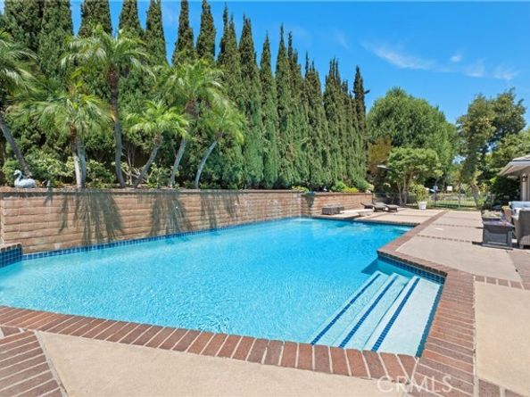 12261 Browning Avenue, Tustin CA 92705