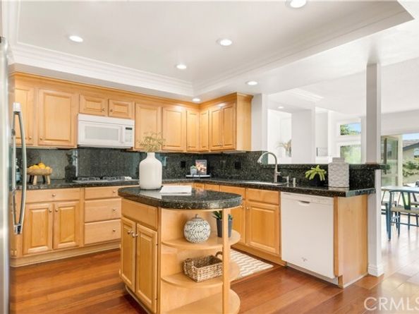 10 Shoal Drive, Corona Del Mar (newport Beach) CA 92625