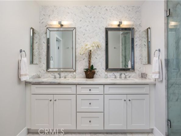 410 Poinsettia Avenue, Corona Del Mar (newport Beach) CA 92625