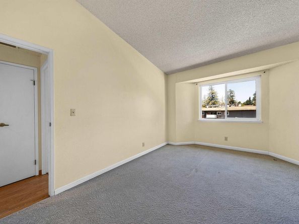 136 Hackamore Ln, Fremont CA 94539