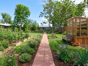 1180 W Stanford Drive, Englewood CO 80110