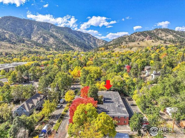 625 Pearl Street 22, Boulder CO 80302