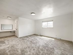 6650 E Arizona Avenue 132, Denver CO 80224