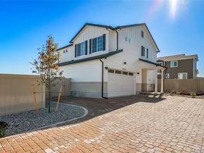 22305 E 39th Avenue, Aurora CO 80019