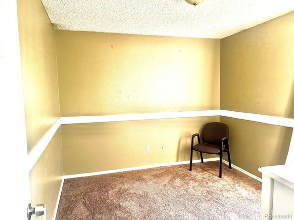 19156 E Arizona Place, Aurora CO 80017