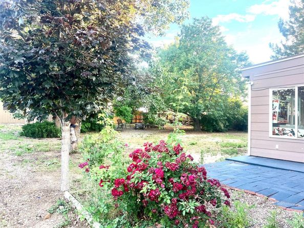 19156 E Arizona Place, Aurora CO 80017
