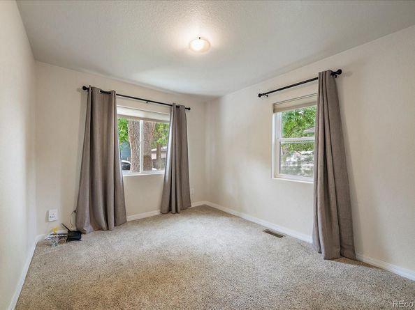 36 Reed Place, Longmont CO 80504