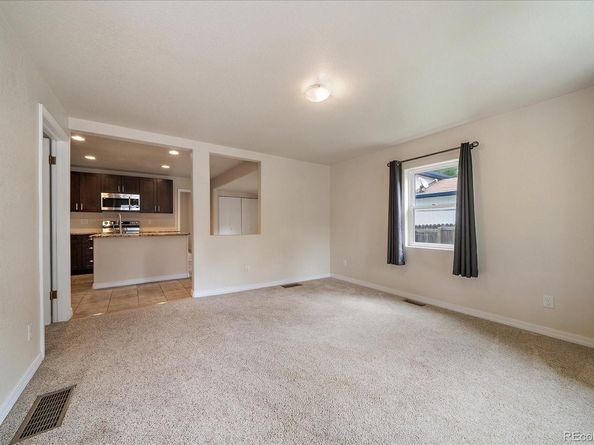 36 Reed Place, Longmont CO 80504