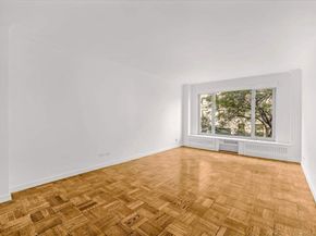 1050 Fifth Avenue 3B, New York NY 10028