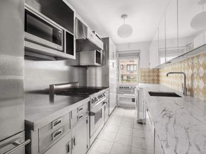 1050 Fifth Avenue 3B, New York NY 10028