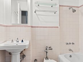 32 Gramercy Park S 6F, New York NY 10003