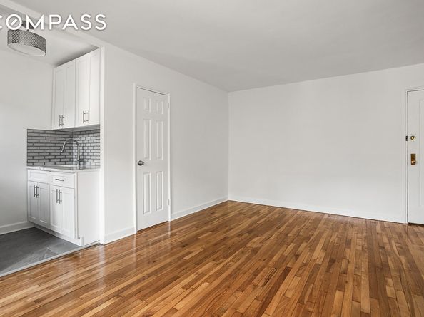33-35 81st Street 5A, Queens NY 11372