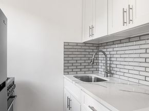 33-35 81st Street 5A, Queens NY 11372