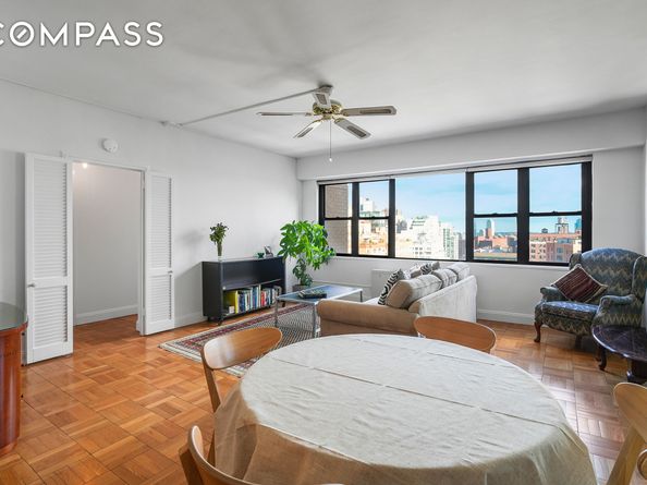 201 East 21st Street 20G, New York NY 10010