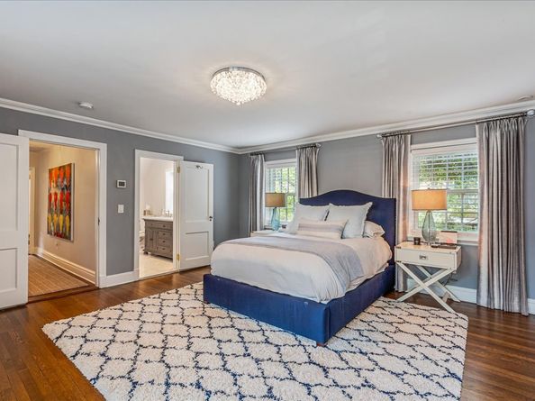 165 Slocum Crescent, Queens NY 11375
