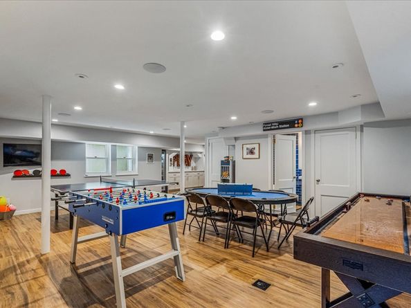 165 Slocum Crescent, Queens NY 11375