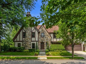 165 Slocum Crescent