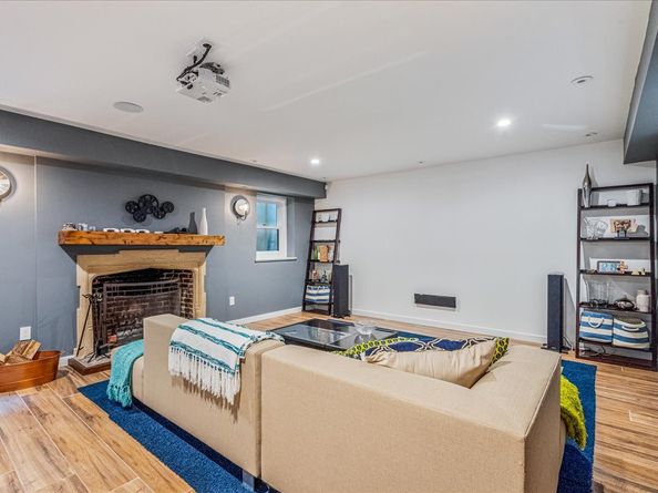 165 Slocum Crescent, Queens NY 11375