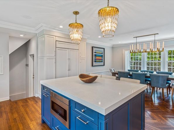 165 Slocum Crescent, Queens NY 11375