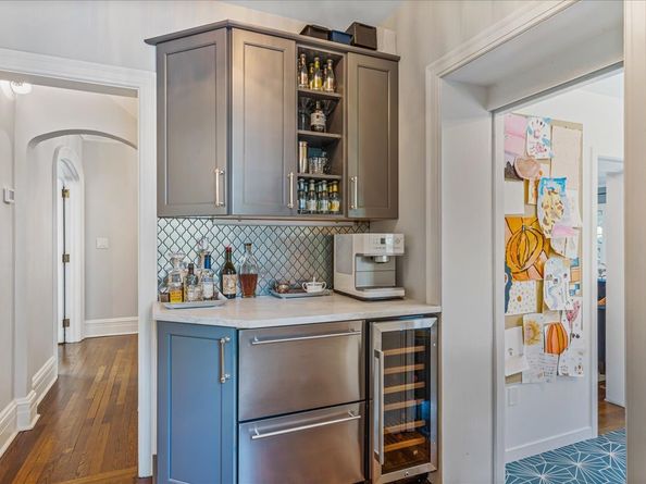 165 Slocum Crescent, Queens NY 11375