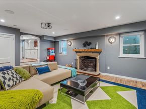 165 Slocum Crescent, Queens NY 11375